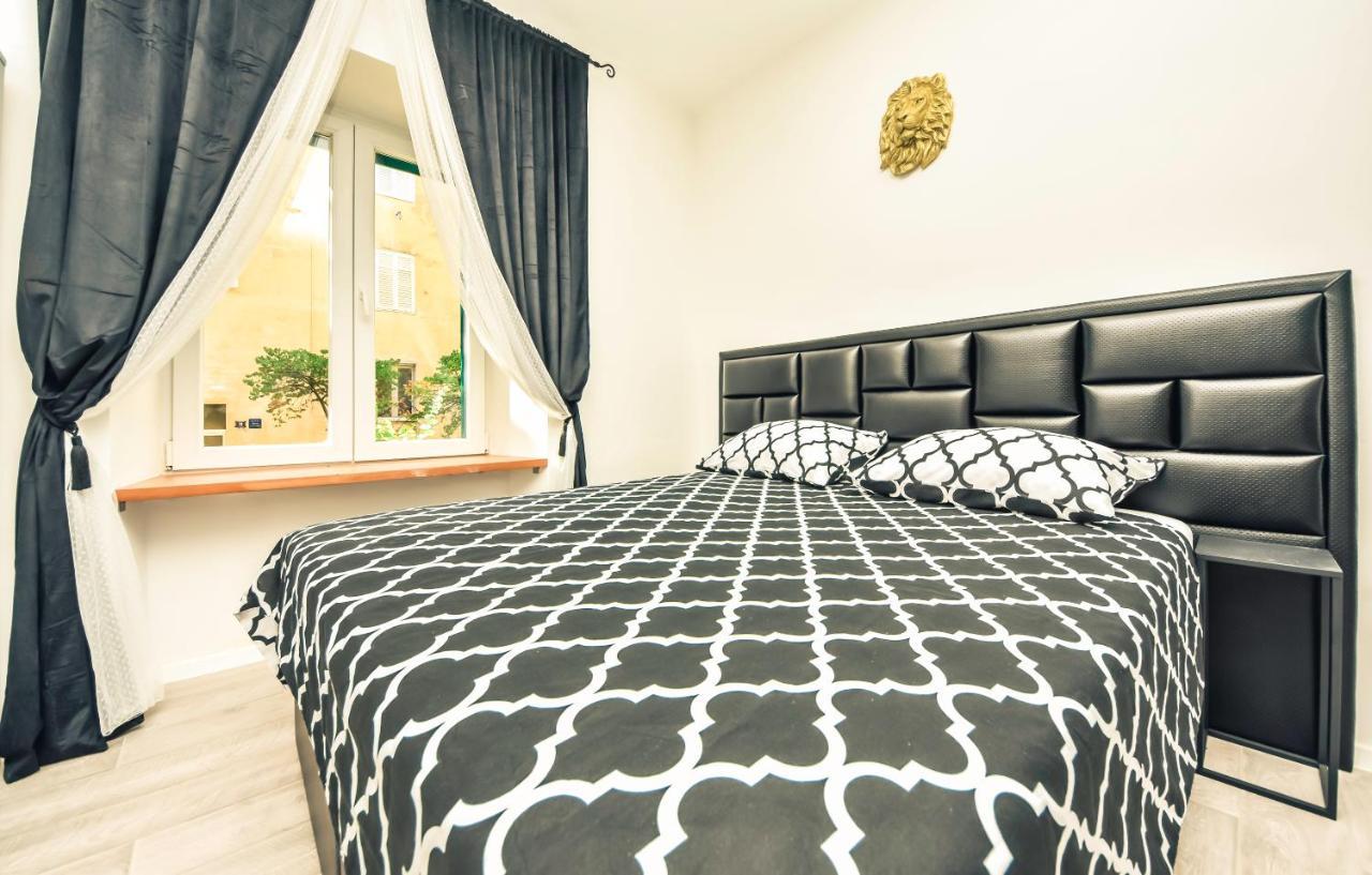Luxury Heritage Apartment Zara Antica Exterior foto